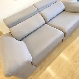 Sofa gris en barrio de Salamanca